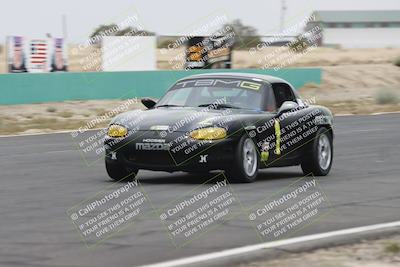 media/Jun-01-2025-CalClub SCCA (Sun) [[eae223c5dd]]/Group 5/Race (Front Straight)/